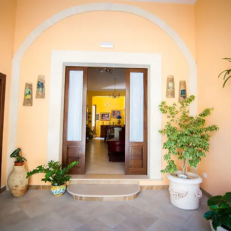 Morfeo Charming Rooms & Relax-2