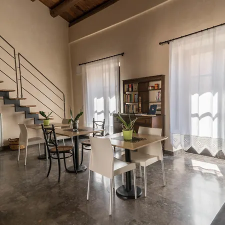 Le Pomelie Bed And Breakfast-3