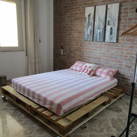 Tilde B&B-2