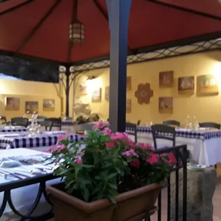 La Riviera-3