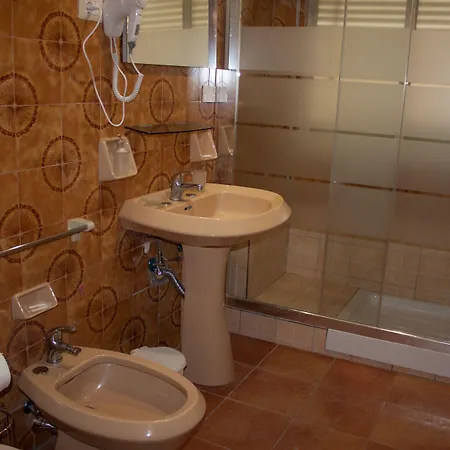 B&B Lighea-3