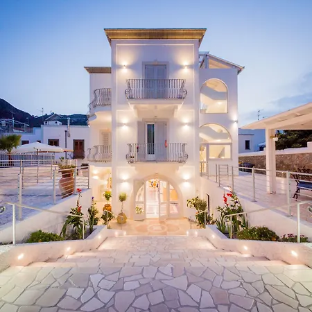 Odysseus Hotel-3
