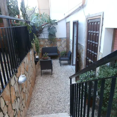 Busalacchi B&B-2