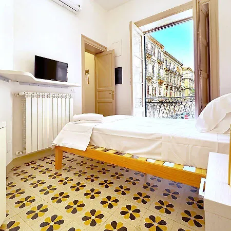 Solemar Sicilia - Monaco Rooms-3