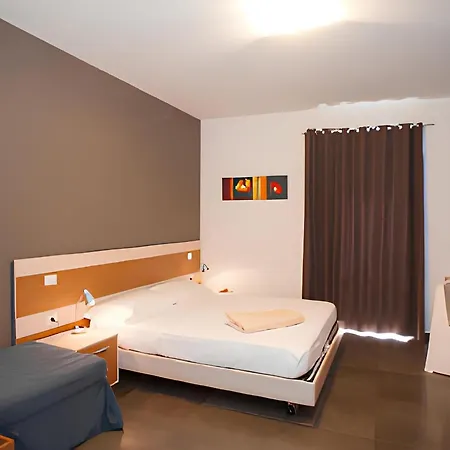 Ragusa Inn-2