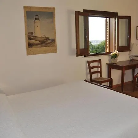 Punto De Vista B&B Makari-2