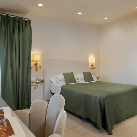 Hotel "La Pensione Svizzera"-2
