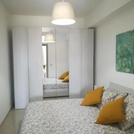 Sikelia Home-3