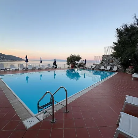 Bay Palace Mazzarò-3