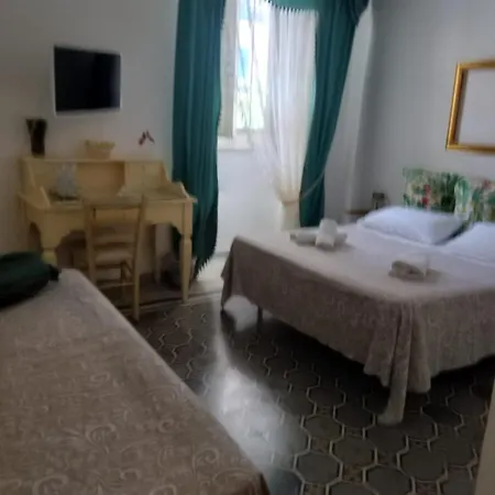 Franco-Home-3