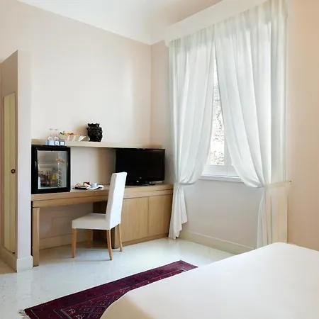 Palazzo Brunaccini Boutique Hotel-2