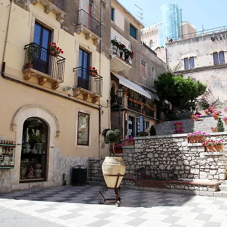 Bed & Breakfast Duomo Di Taormina-3
