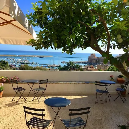 Santina Suites-3