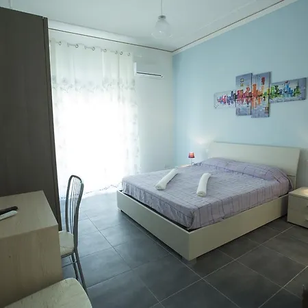 Guest House Cefalu Suites-2