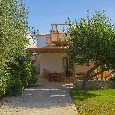 Casa dei Carrubi-3