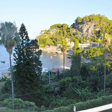 B&B A Due Passi Dal Mare-3