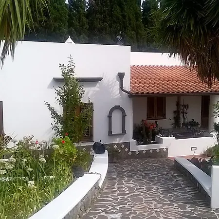 Casa Vacanze "Villa Angelina"-3