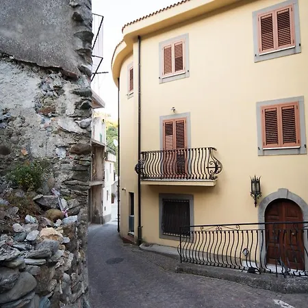 The Clock Houses Borgo Gallodoro-2