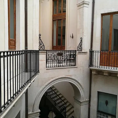 Palazzo Giaraca-3