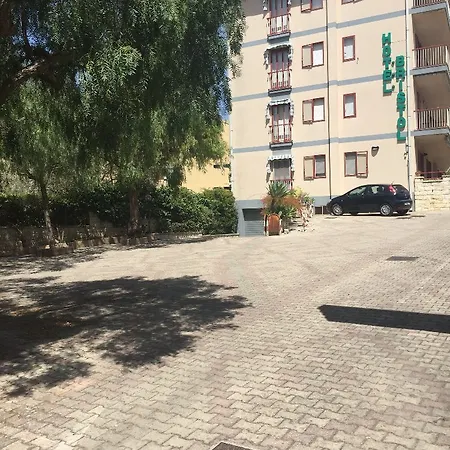 Hotel Bristol-2