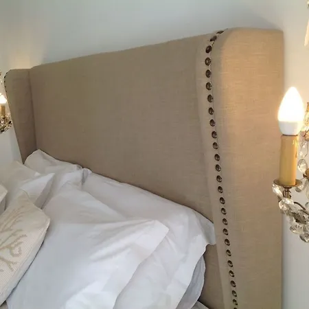 Scilla Maris Charming Suites-2