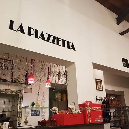 Affittacamere La Piazzetta-2