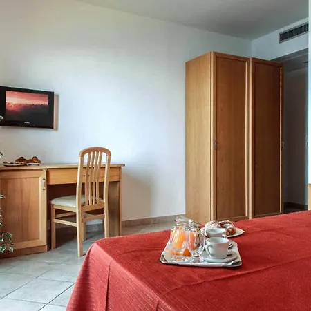 Hotel Corallo Calavà-3