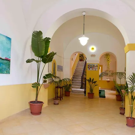 Casa Vacanza Albamarina-3