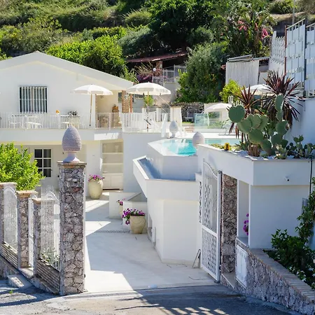 Sciccosa Guest House-2