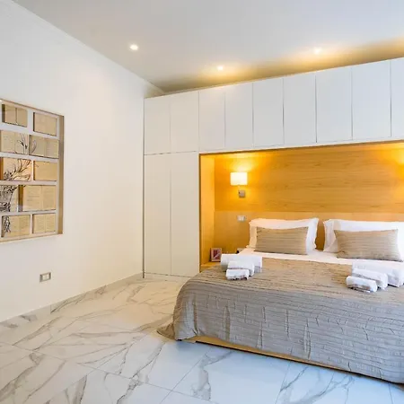 Luxury Suite Corso Umberto-2