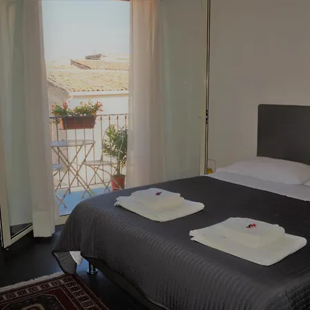 Guascone Apartments-3