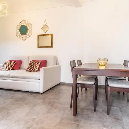 Sirhouse Boutique Apartment In Ortigia-3