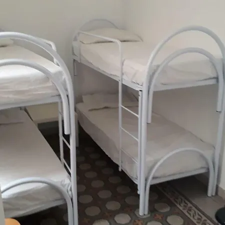 Sunrise Hostel & Rooms-2