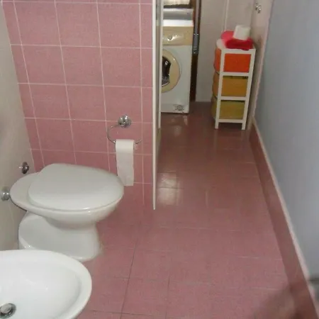 B&B Pinkhouse-2