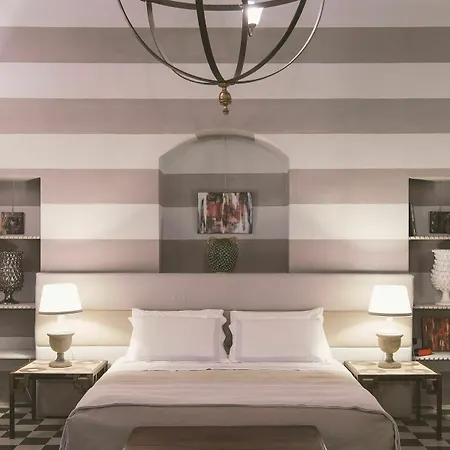 Palazzo Trigona Suites-3