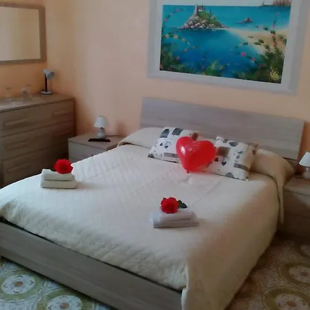 Beb I Delfini Di Casa Paola-2