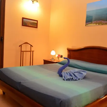 Villa Giulia - Sicilian Luxury Garden-2