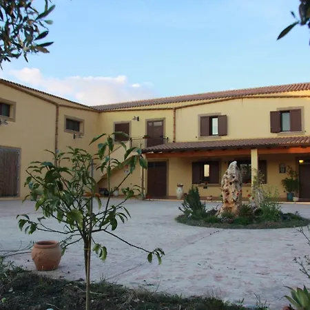 Antico Frantoio Rooms-2