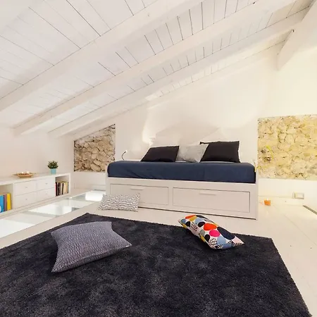 Cavour16 Suite-2