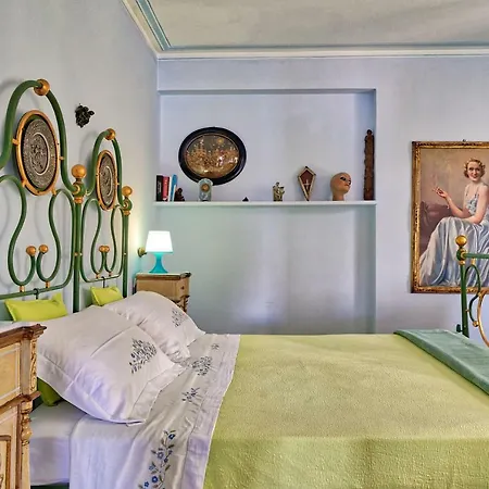 Luxury Apartment And Charm Sea View Isola Bella-2