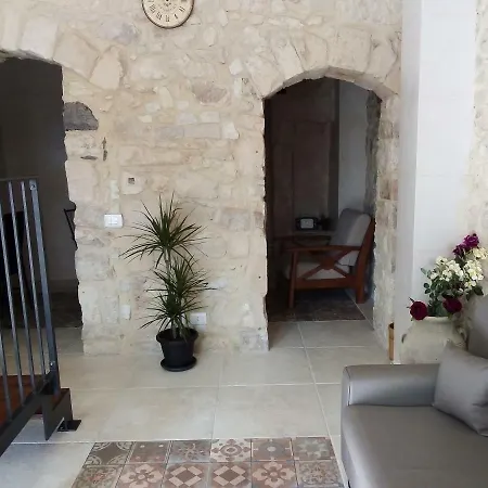 Casa Alecci 1820-2