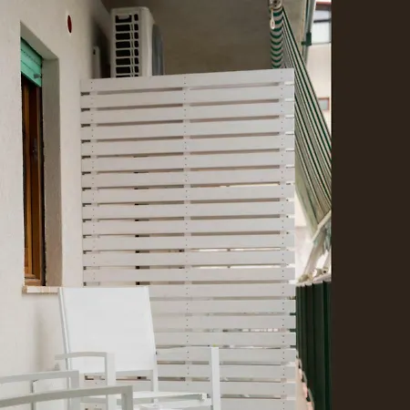Oikos Selinunte Guest House-3