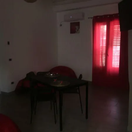 Aurorasarahouse-3