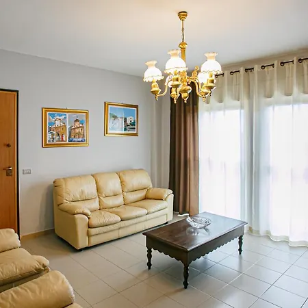 Ginevra Apartment-2