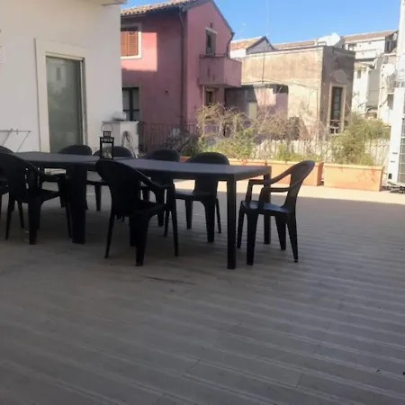 Suite Con Terrazza In Centro Storico-3