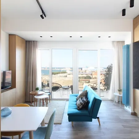 Seaview Apartments-3