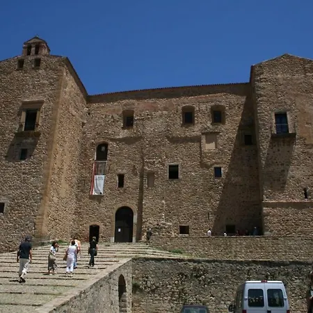 DONJON SUITE centro storico-3