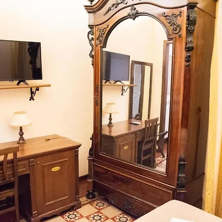 Etnea Suite 668-2