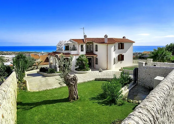 Villa Domus Petraianca Marina di Ragusa