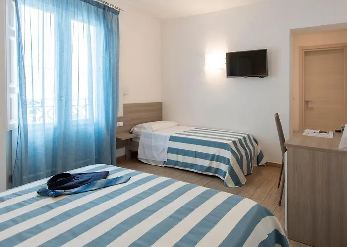 Hotel La Nicchia San Vito Lo Capo Con una pista da Golf